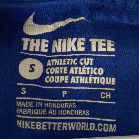 Nike tee - Picture 3 of 5